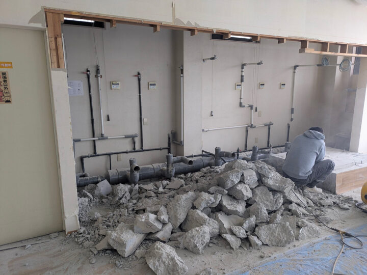 工事開始（内部解体）